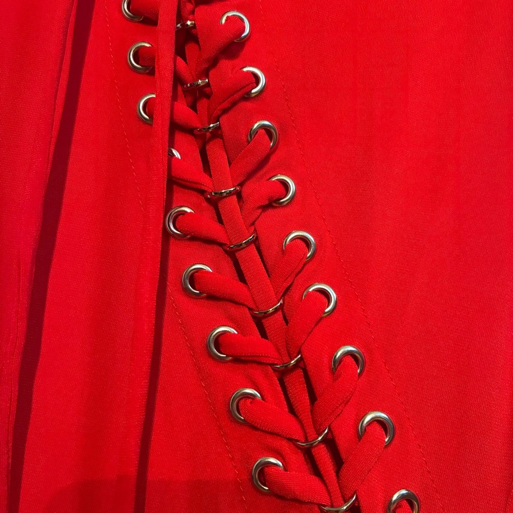 Red Lace-Up Top Grommets Open Shoulders Sexy Steampunk - Picture 2 of 10